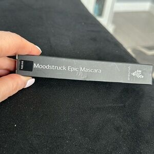 Younique epic mascara